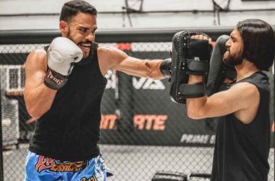 รักษาสถิติไร้พ่าย! "เกน" โชว์เหนือต้อนแต้ม "โรเซนสตรอยค์" ศึก UFC รุ่นยักษ์